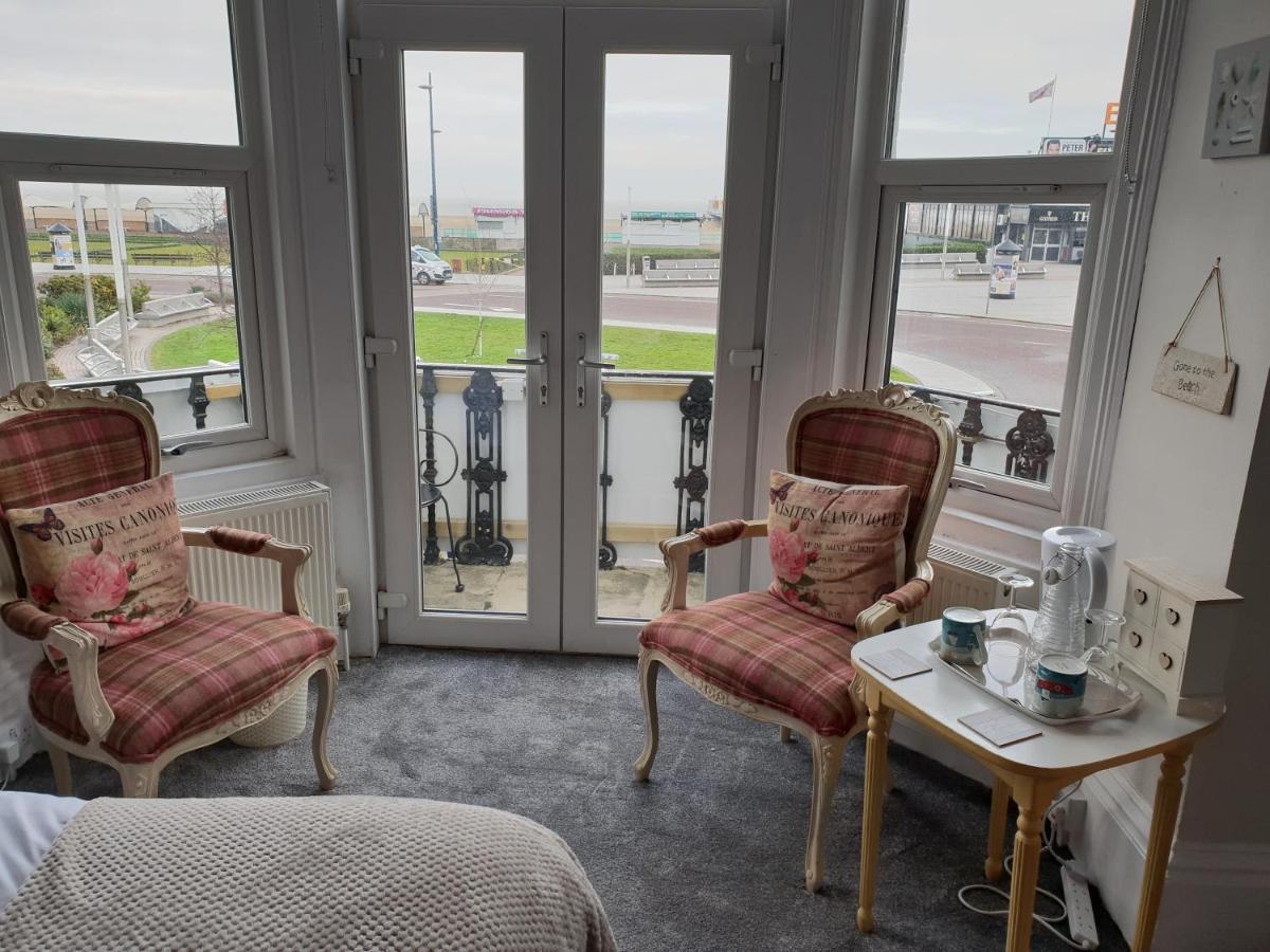 Henrys On The Prom Couette-café Great Yarmouth